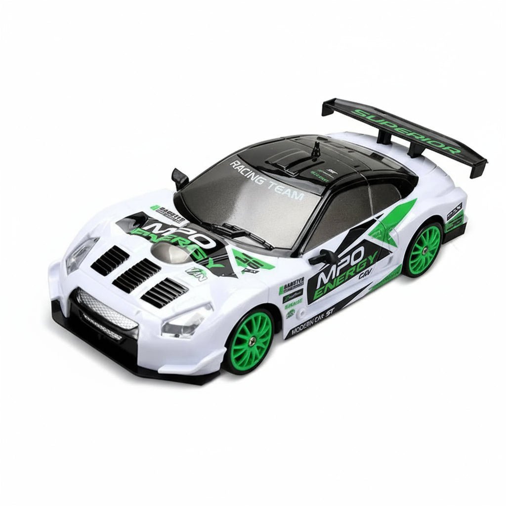 4WD RC Driftbil med Glatte Dæk 13
