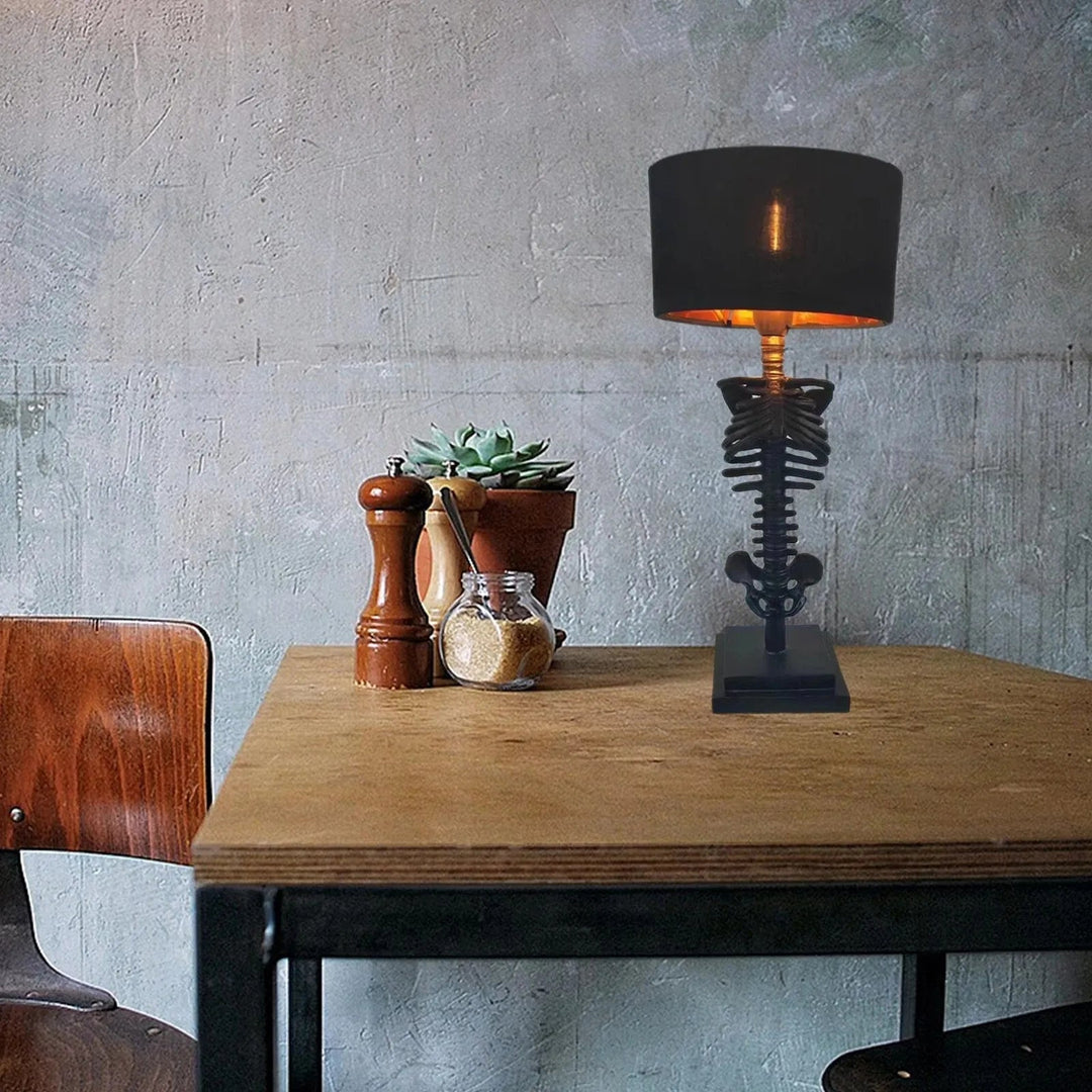 Bordlampe Gotisk Design med USB-Opladning til Stue og Soveværelse 4