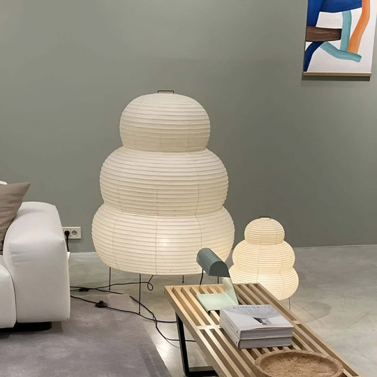 Bordlampe i minimalistisk design 2