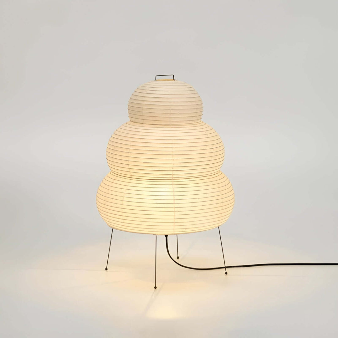 Bordlampe i minimalistisk design 5