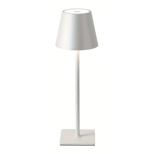 Bordlampe med USB-opladning og moderne design 1