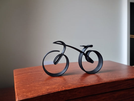 Cykelskulptur i Wireframe Stil 3