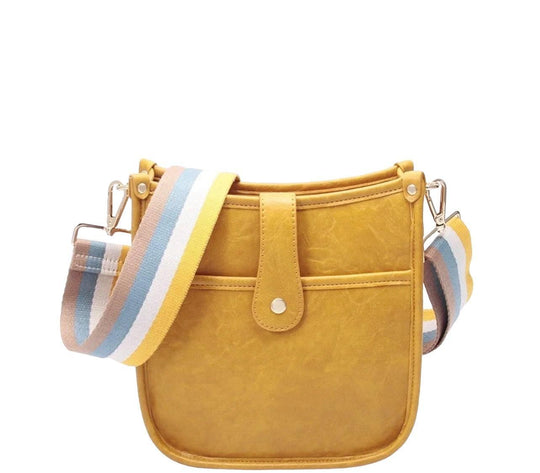 Dame Crossbody Taske med Guitarrem i Vegansk Læder - Justerbar Rem, Stilig og Funktionel 9