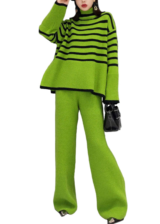 Dame Sæt med Turtle Neck og Stribede Bukser 0