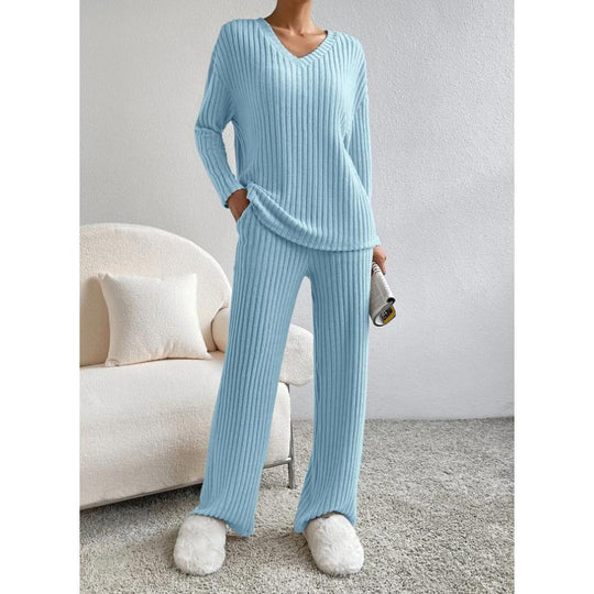 Damernas Tvådelte Sæt i Strik med Minimalistisk Design 4