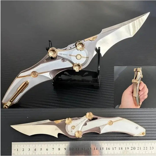 Folkedkniv i metal med kompakt design 2