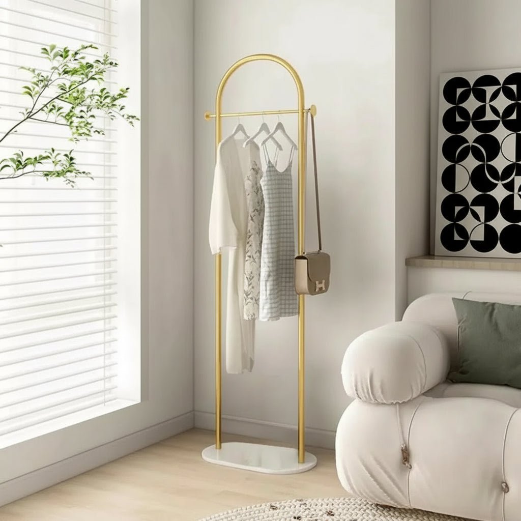 Fritstående Tøjstativ Minimalistisk Design 4