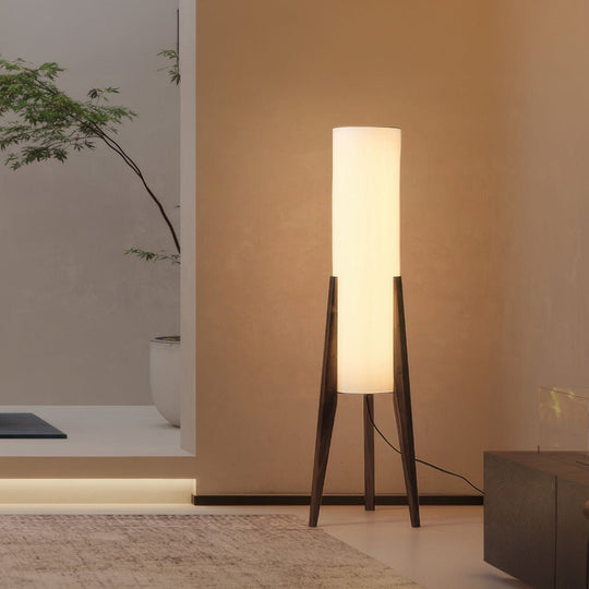 Gulvlampe i Skandinavisk Design med Dæmpbar LED 3