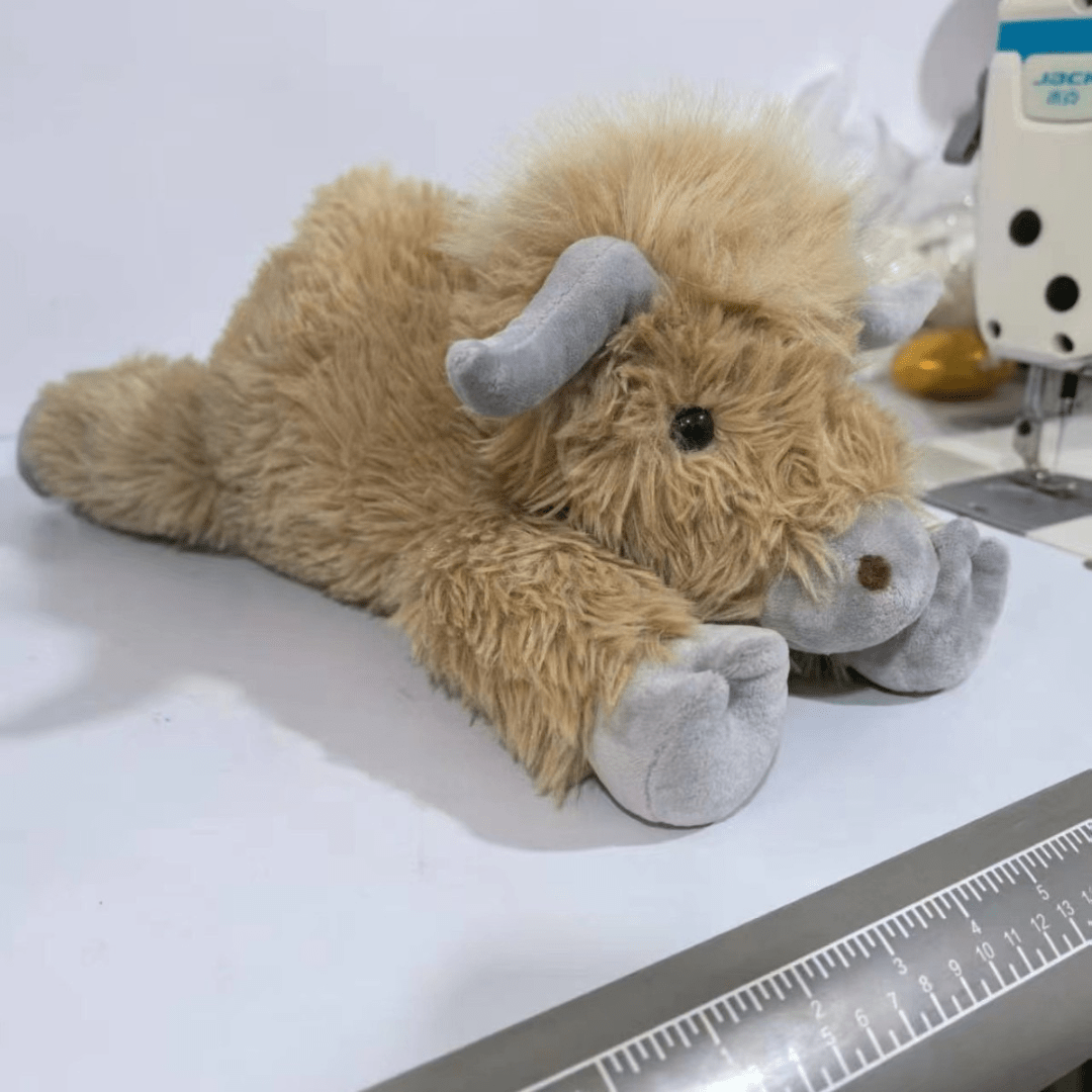 Highland Cattle Plyslegetøj med Rustik Charme 5