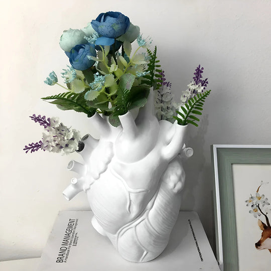 Hjerteformet Vase til Indretning - Unikt Design til Blomsterarrangementer 5