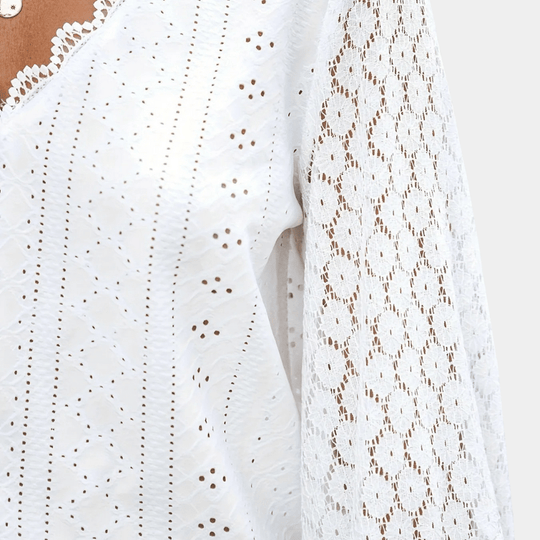 Kvinders Bluse i Lace med V-udskæring 7