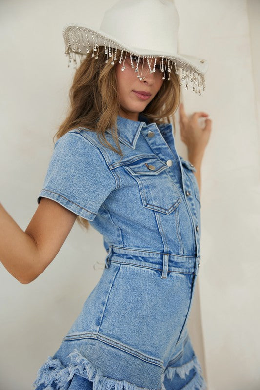 Kvinders Denim Romper Med Knapper Og Frayed Hem 5