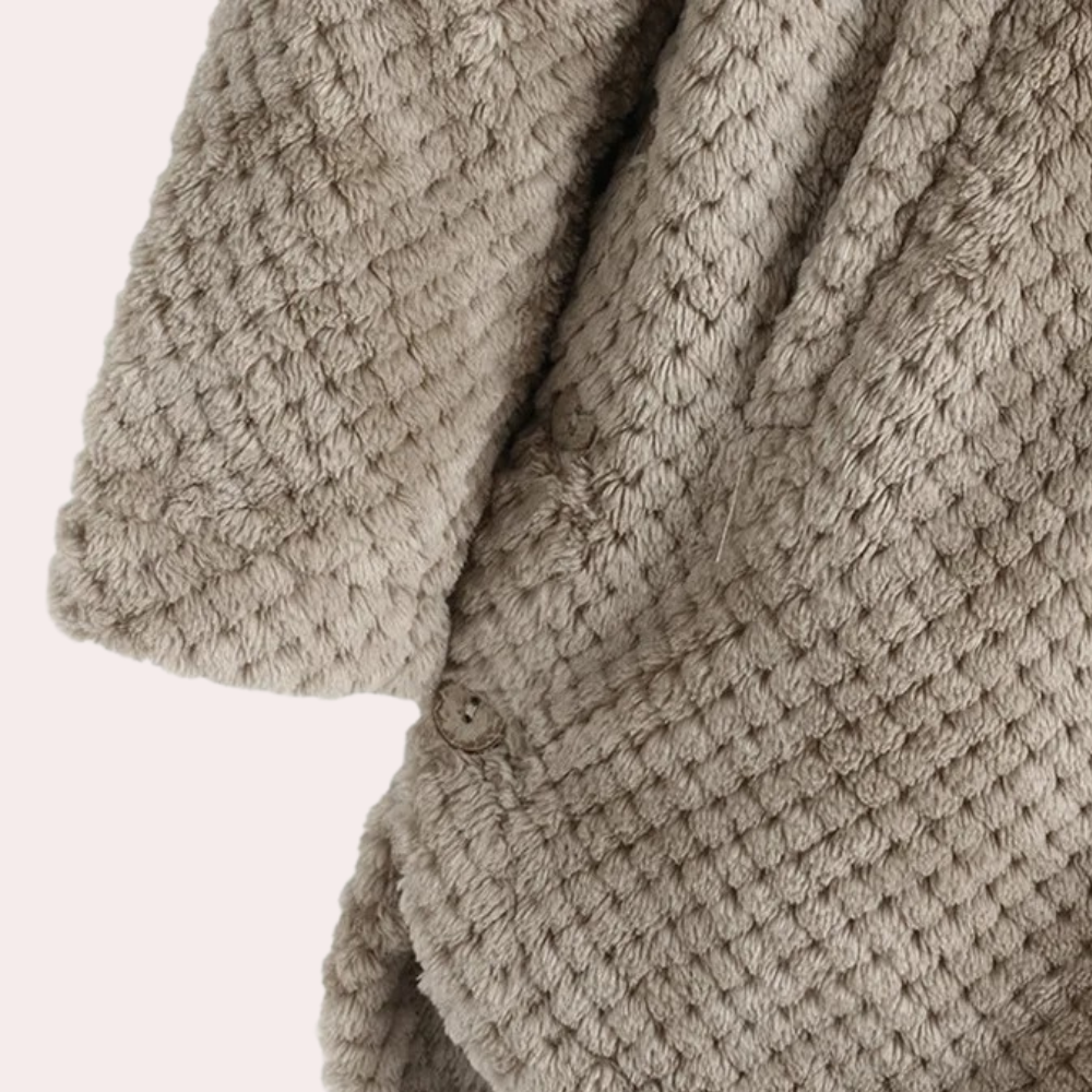 Kvinders Jakke med Hætte - Stilfuld og Komfortabel 3