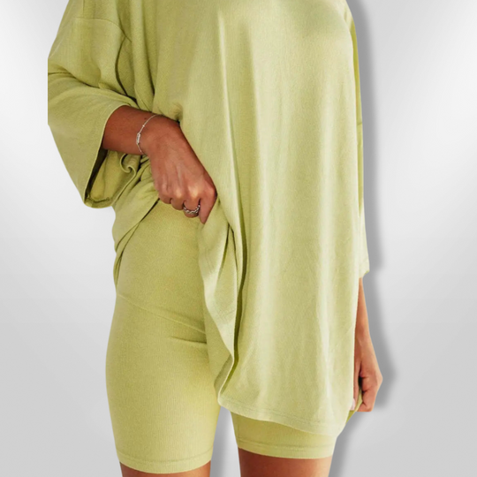 Kvinders Komfortabelt Sæt Oversized T-Shirt og Shorts 5