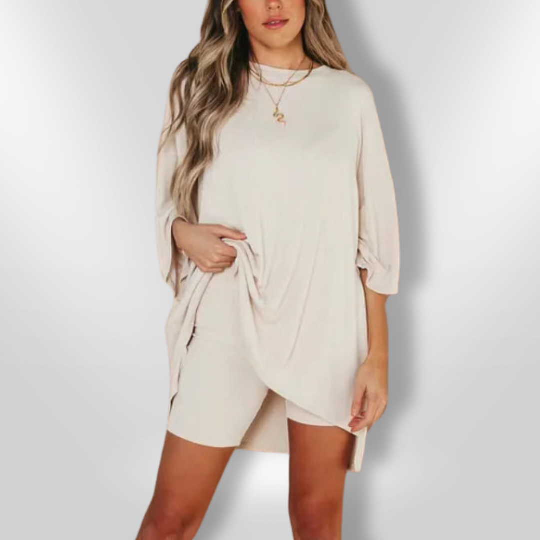 Kvinders Komfortabelt Sæt Oversized T-Shirt og Shorts 9