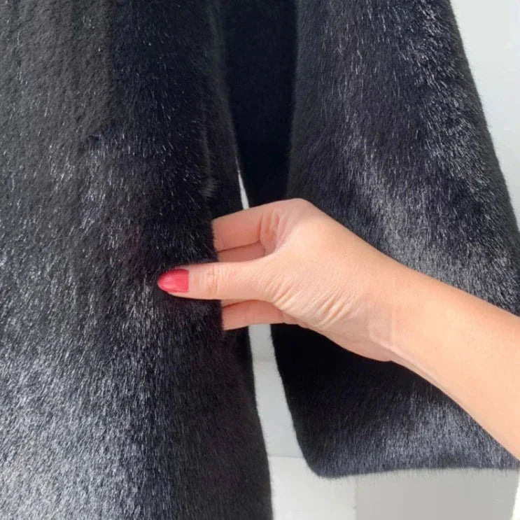 Kvinders Lang Frakke i Imiteret Pels 5