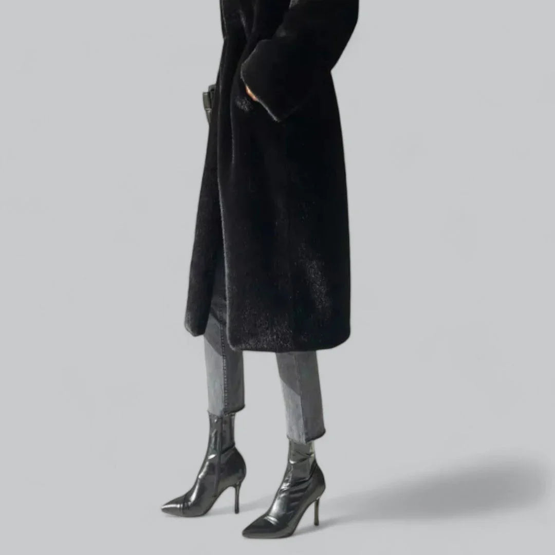 Kvinders Lang Frakke i Imiteret Pels 6