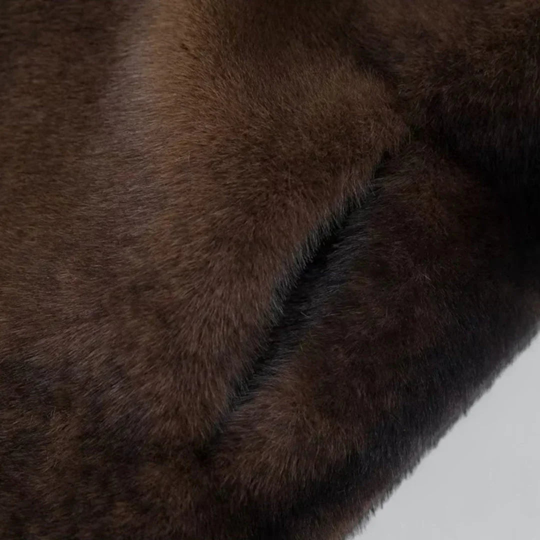 Kvinders Lange Trenchcoat i Stilfuldt Design 4