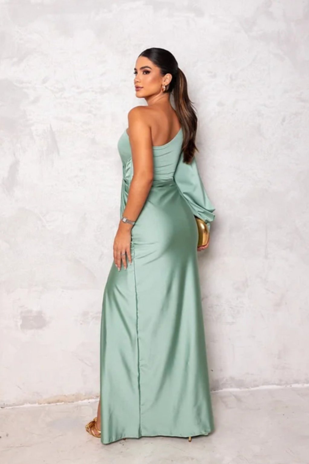 Kvinders Satin One-Sleeve Kjole med Slids 6