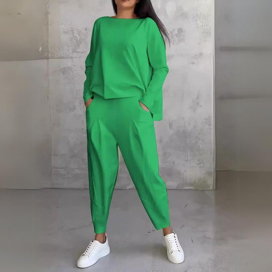 Kvinders To-delt Sæt Med Stilfuldt Design 5