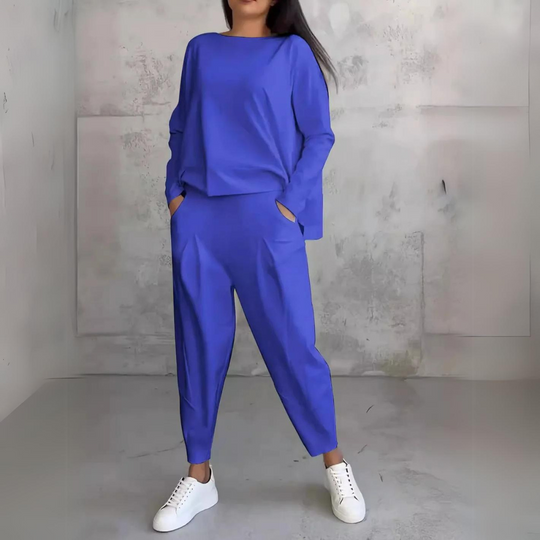 Kvinders To-delt Sæt Med Stilfuldt Design 6