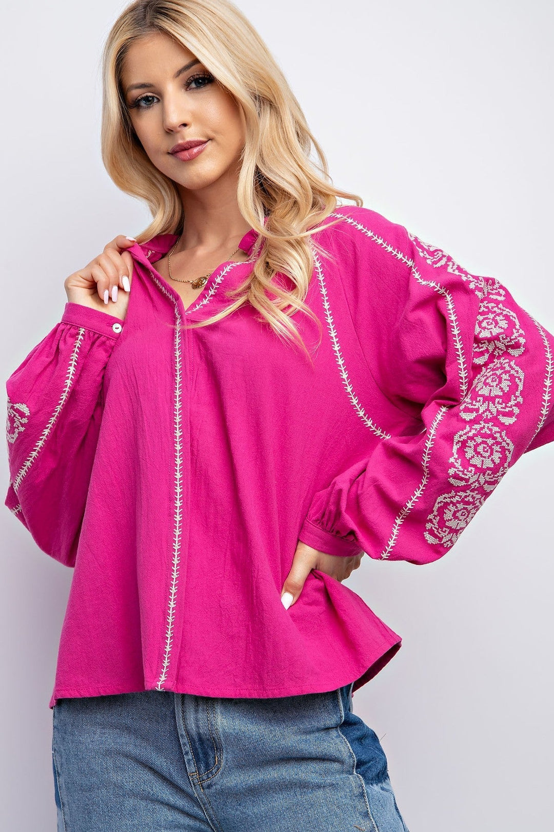Kvinders Top Boxy Linned med Broderi og Notch Udsnit 1