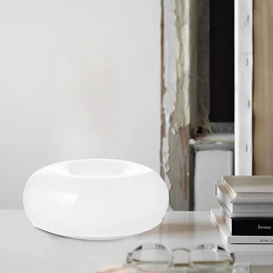 Moderne Bordlampe Donut Design 8