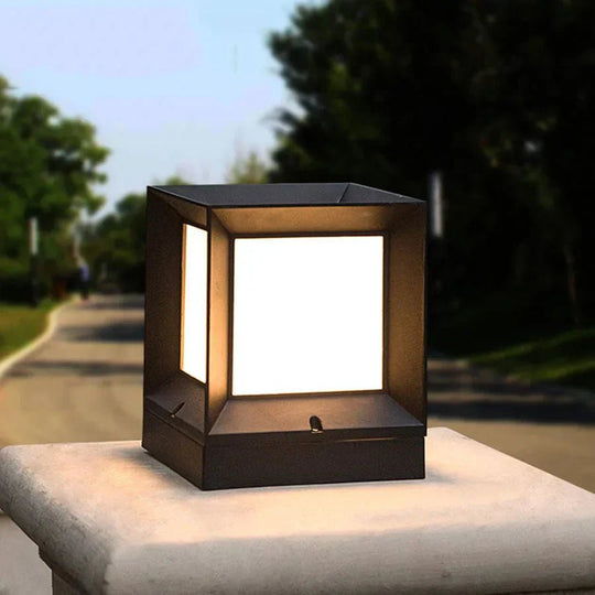 Moderne Udendørs Lampe til Indkørsler og Haver med 12W LED Belysning 2