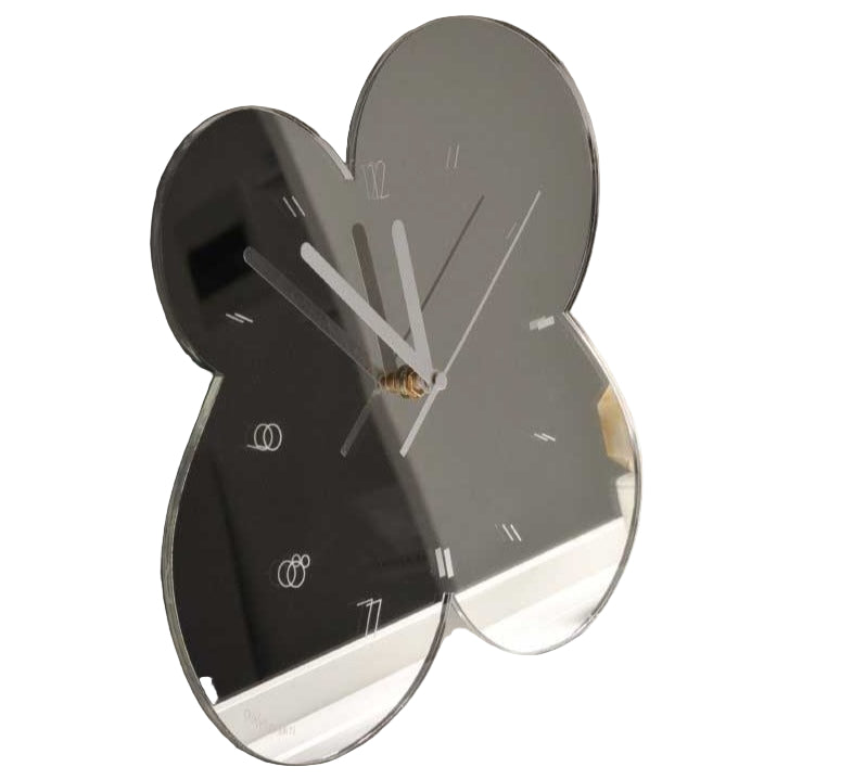 Moderne Vægur med Blomsterdesign og Spejlfinish til Boligindretning 0