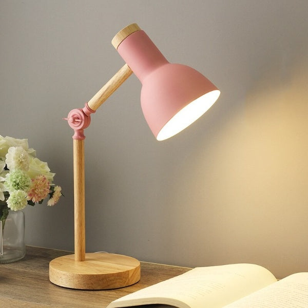 Nordic LED Bordlampe i Træ 4