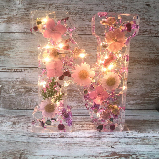 Personligt Natlys med Tørrede Blomster Design 11