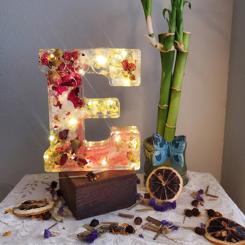 Personligt Natlys med Tørrede Blomster Design 3