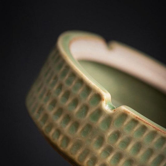 Retro Askebæger med Låg - Håndlavet Keramisk Design 8