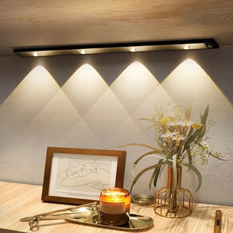 Trådløs LED Lampe med Bevægelsessensor og Justerbar Lysfarve 3