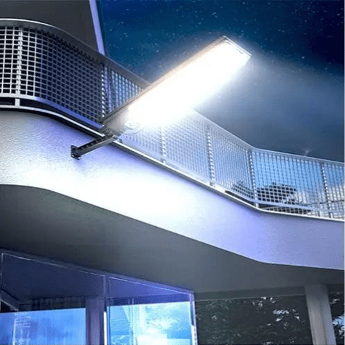 Udendørs Solcellelampe SunGuard 3000 - Vejrbestandig Belysning til Indkørsel og Have 3