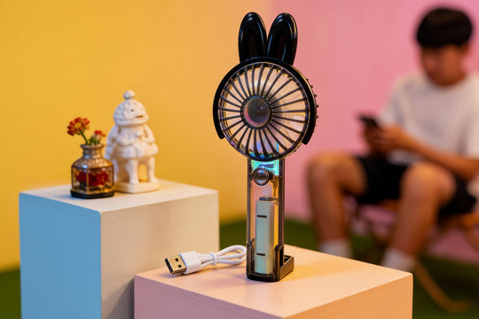 Unisex Mini Håndventilator Bærbar Med LED Lysring 10