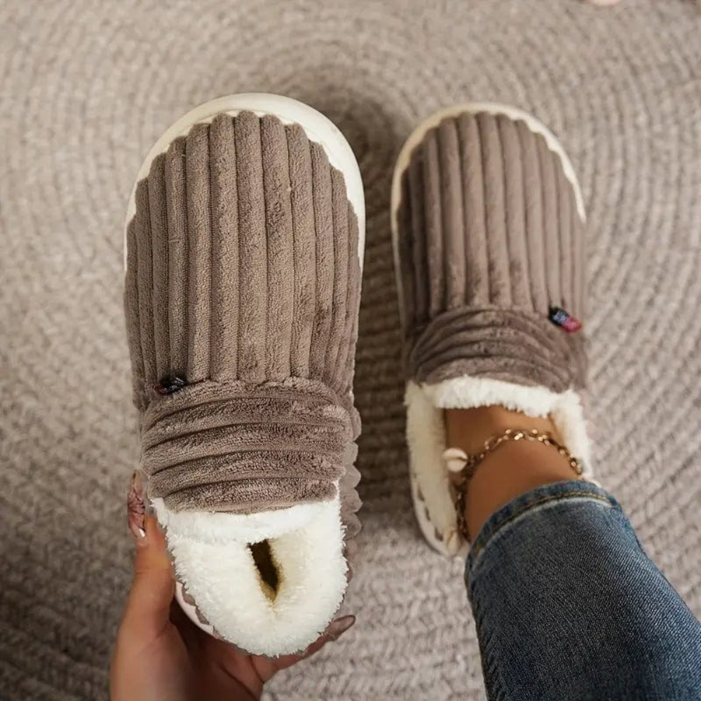 Unisex Sutsko med Blødt Plush Indvendigt 7