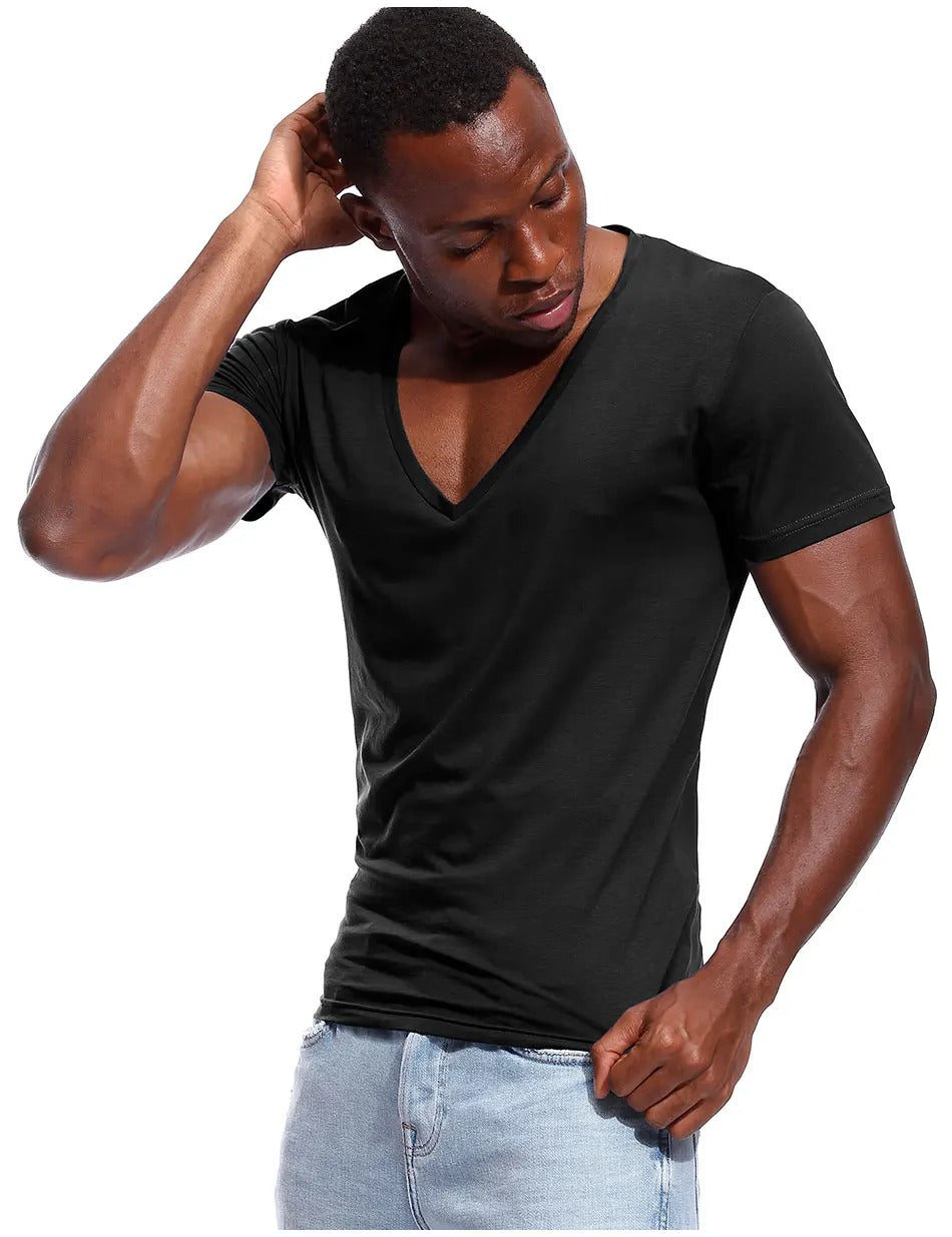 Herre-T-shirt med dyb V-hals