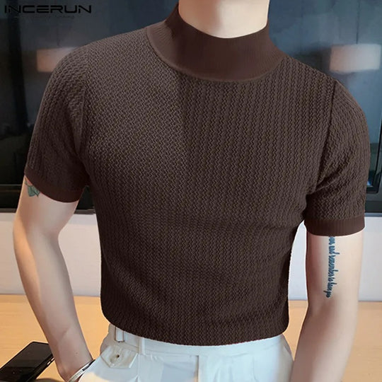 Herre T-shirt med høj hals og slim fit