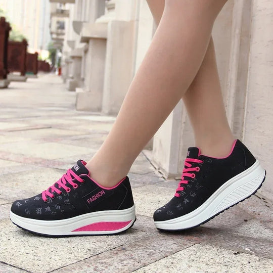 Platform Wedge Lace-Up Sneakers til kvinder
