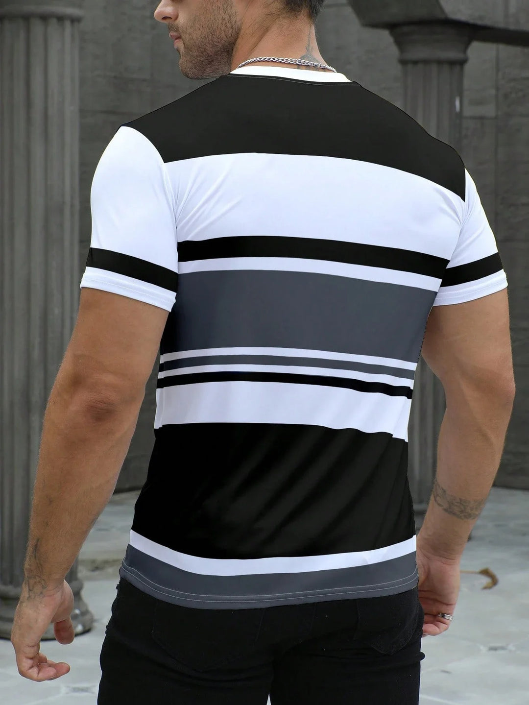 Stribet casual T-shirt til mænd